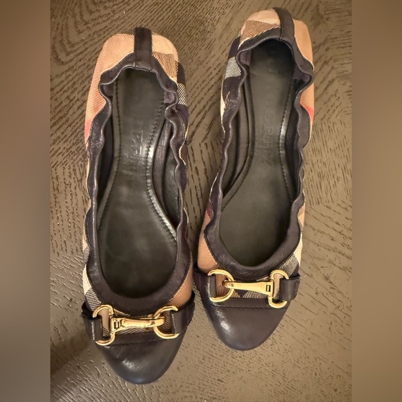 Burberry Heritage House Check Shipley Elastic Ballerina Flats 9.5 - Picture 3 of 8